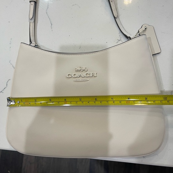 Coach White Women's Bag - Picture 5 of 8